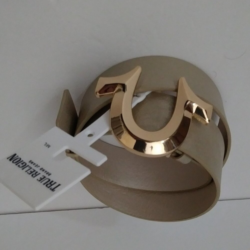 True Religion Gold with Horseshoe Buckle Belt - Picture 2 of 9